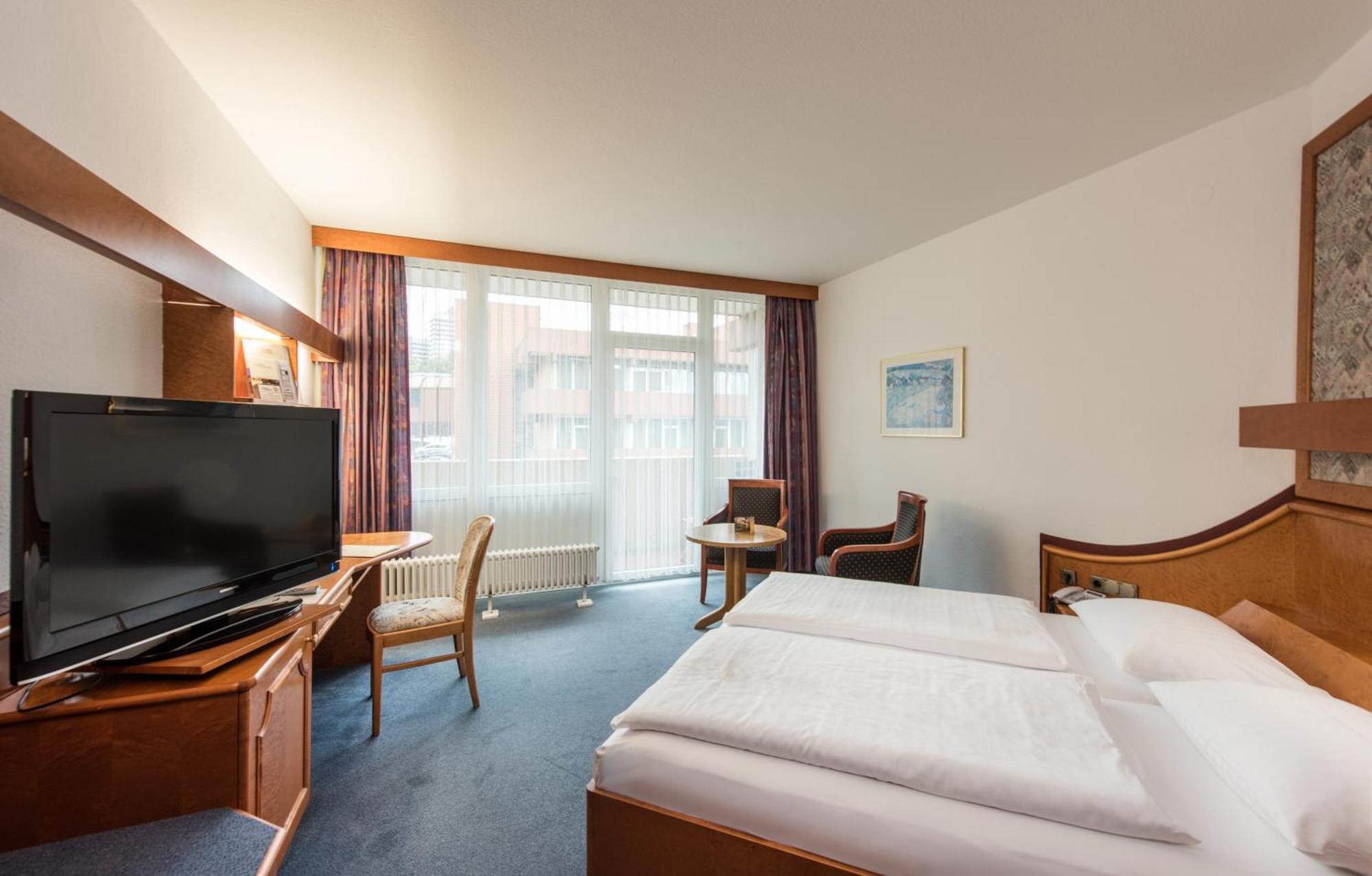 Hotel Pergola Im Goebels Hotel Rodenberg 로텐부르크안데어풀다 외부 사진